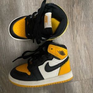 Toddler Jordan 1’s Size 6c gently used
